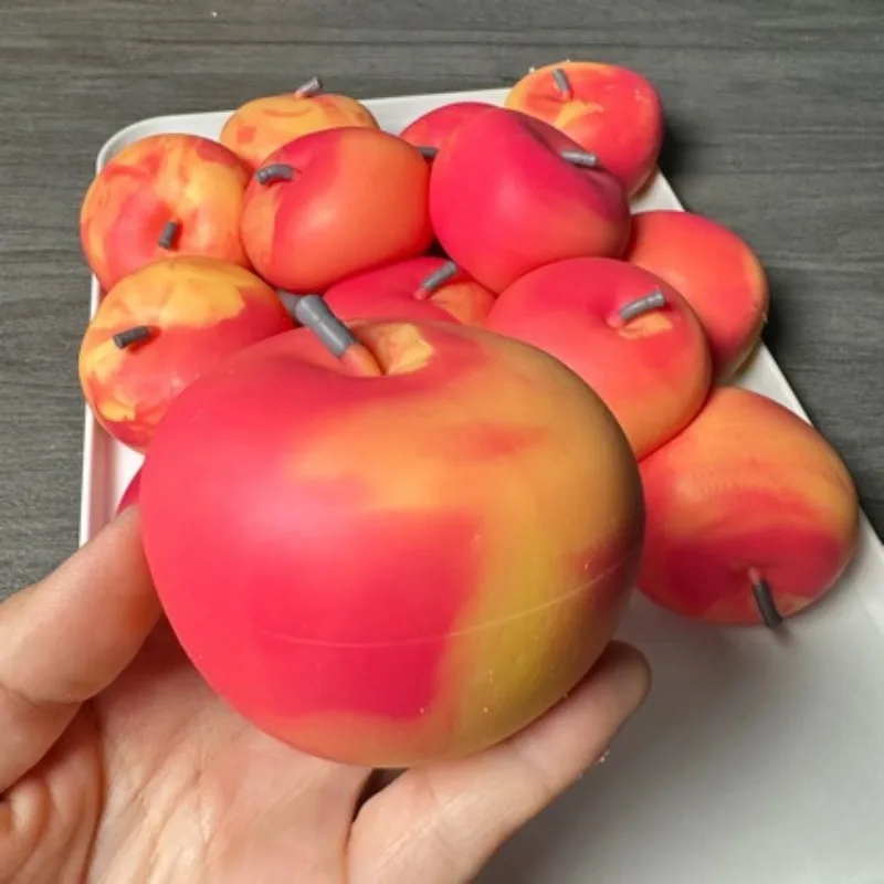 Knapperige, zachte stressbal i - Novelty Gifts recensie en prijs